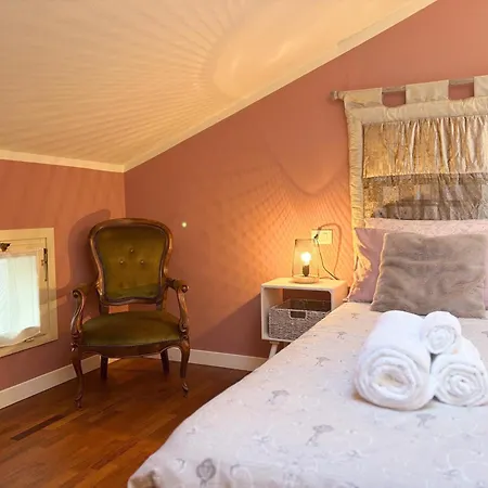 公寓 Maison Mezzanotte Mansarda Chic In Centro Con Parcheggio Privato 拉文纳