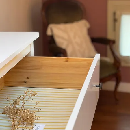 公寓 Maison Mezzanotte Mansarda Chic In Centro Con Parcheggio Privato