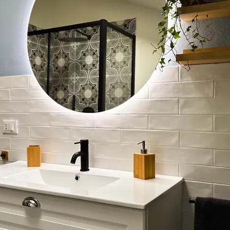 Lejlighed Maison Mezzanotte Mansarda Chic In Centro Con Parcheggio Privato *