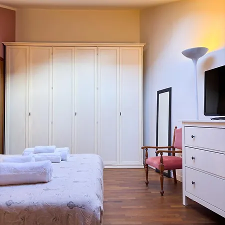 Maison Mezzanotte Mansarda Chic In Centro Con Parcheggio Privato Ravenna