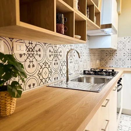 Maison Mezzanotte Mansarda Chic In Centro Con Parcheggio Privato