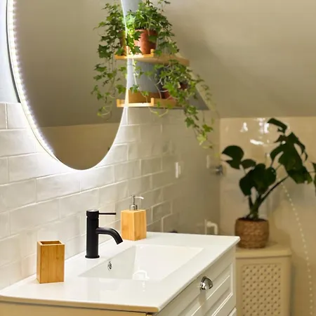 Maison Mezzanotte Mansarda Chic In Centro Con Parcheggio Privato