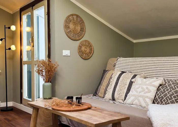 Maison Mezzanotte Mansarda Chic In Centro Con Parcheggio Privato