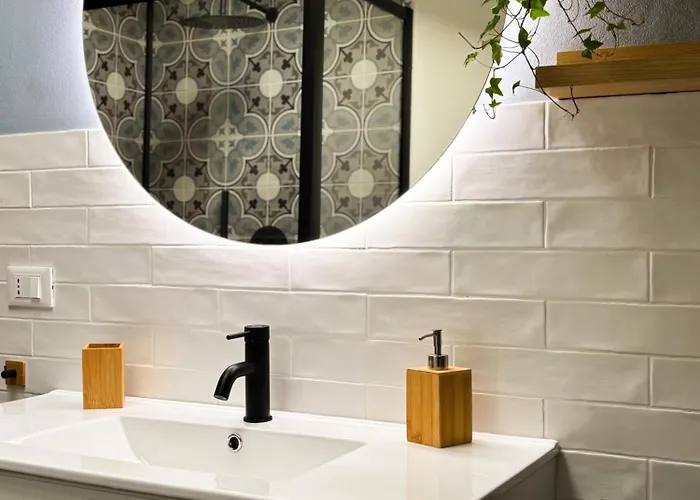 Apartamento Maison Mezzanotte Mansarda Chic In Centro Con Parcheggio Privato *