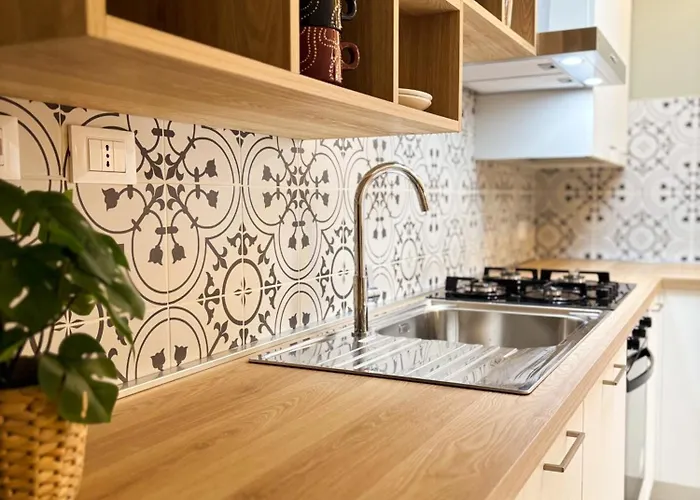 Maison Mezzanotte Mansarda Chic In Centro Con Parcheggio Privato