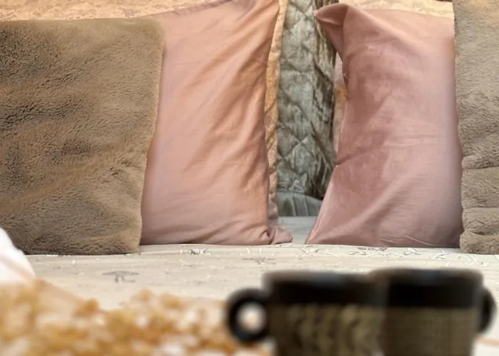 Maison Mezzanotte Mansarda Chic In Centro Con Parcheggio Privato Apartmán