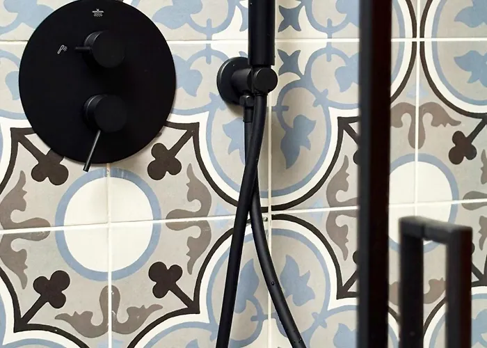 Maison Mezzanotte Mansarda Chic In Centro Con Parcheggio Privato