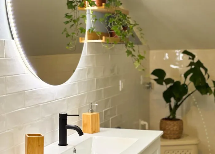 Maison Mezzanotte Mansarda Chic In Centro Con Parcheggio Privato