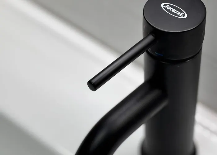 Maison Mezzanotte Mansarda Chic In Centro Con Parcheggio Privato Apartament *