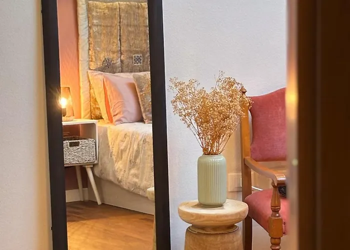 Maison Mezzanotte Mansarda Chic In Centro Con Parcheggio Privato Apartmán *